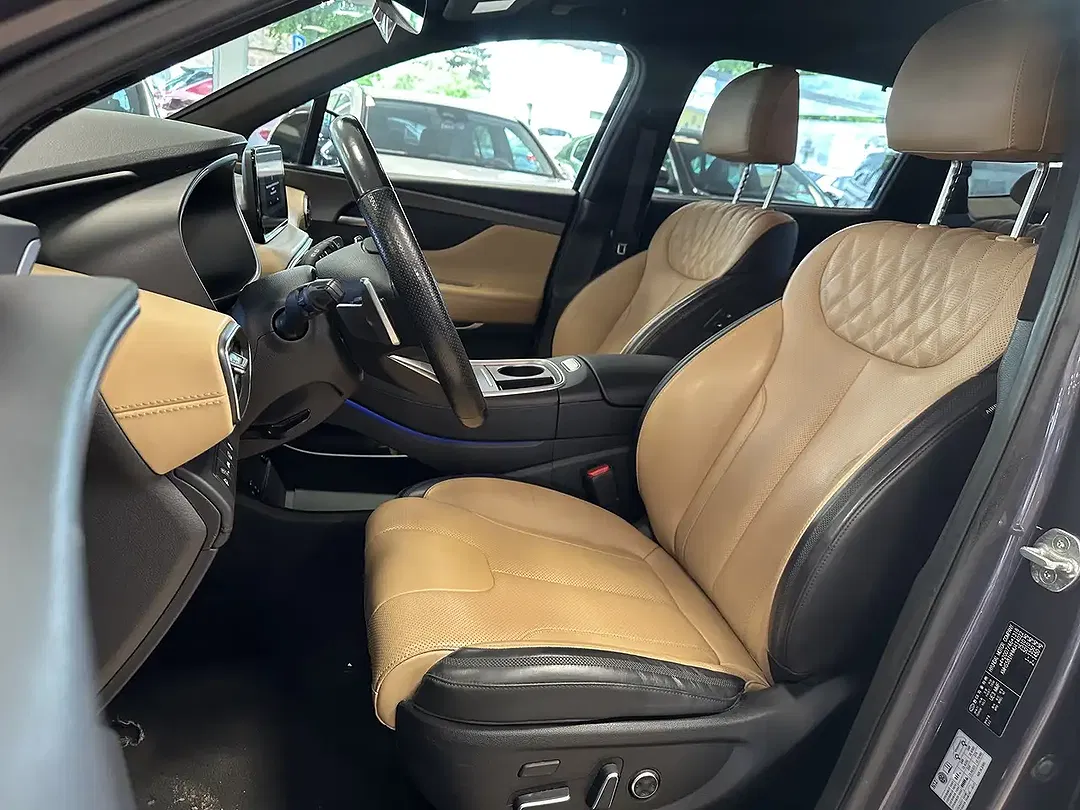 Hyundai SANTA FE - Thumbnail 12