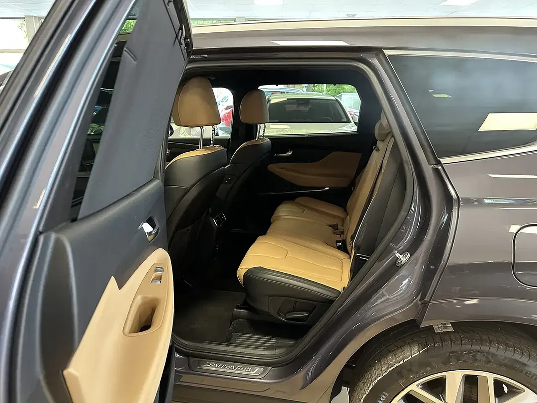 Hyundai SANTA FE - Thumbnail 13