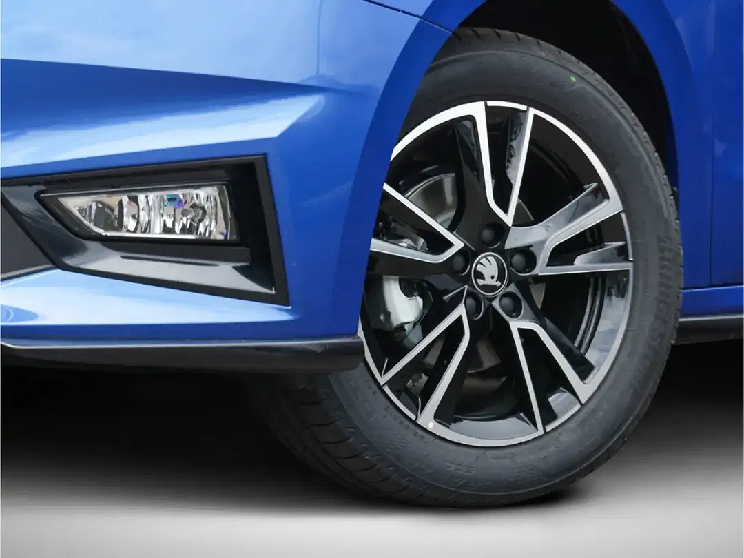 Skoda Fabia - Thumbnail 4