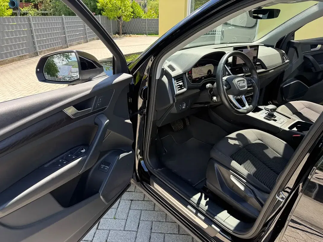 Audi Q5 - Thumbnail 11