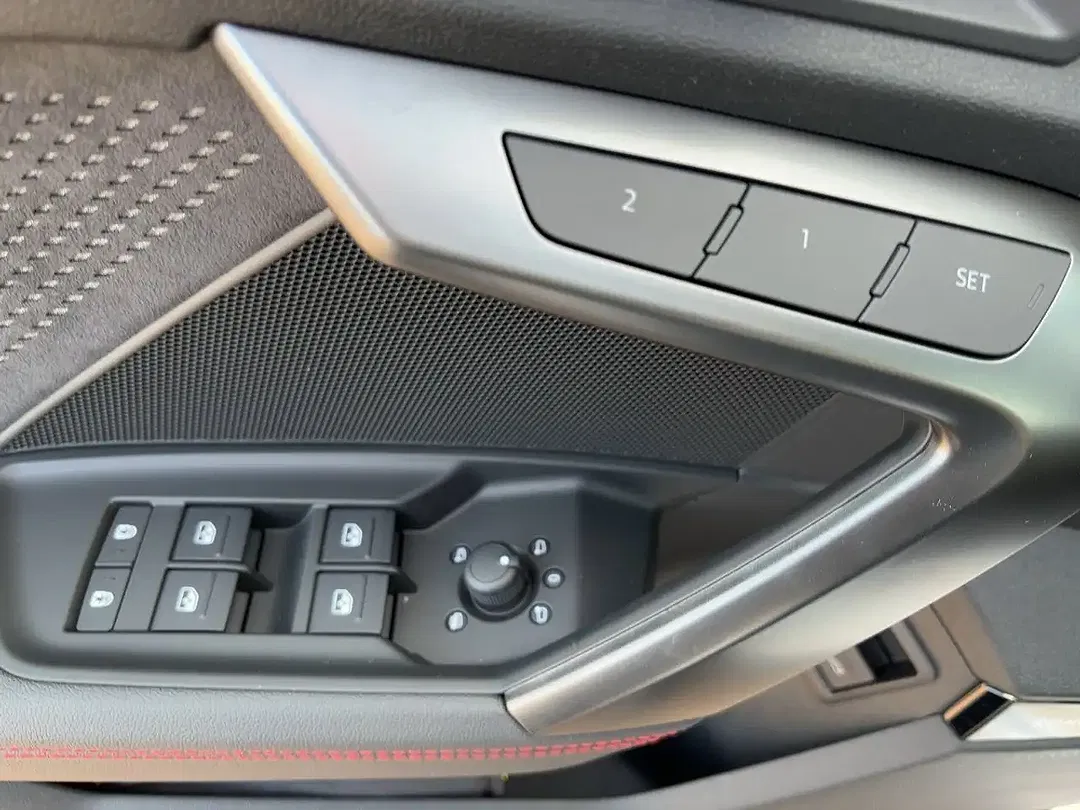Audi RS3 - Thumbnail 12