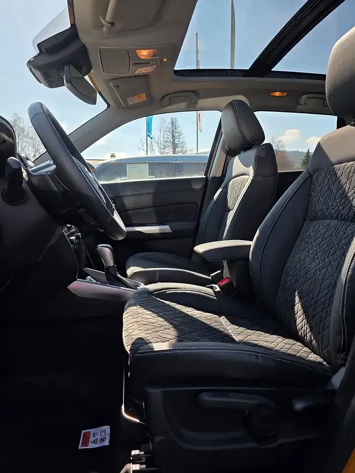 Suzuki Vitara - Thumbnail 9