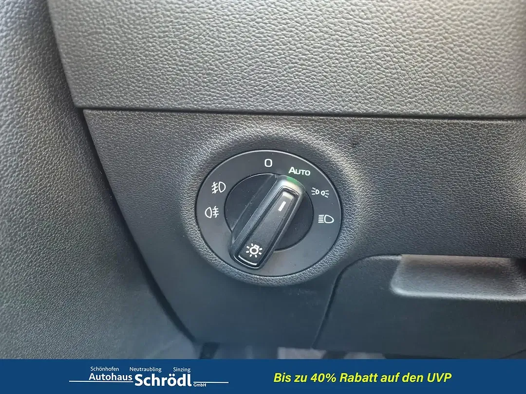 Skoda Karoq - Thumbnail 14
