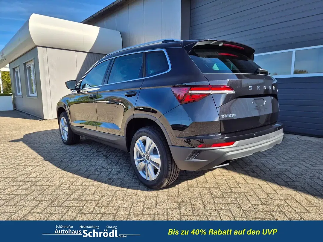 Skoda Karoq - Thumbnail 3