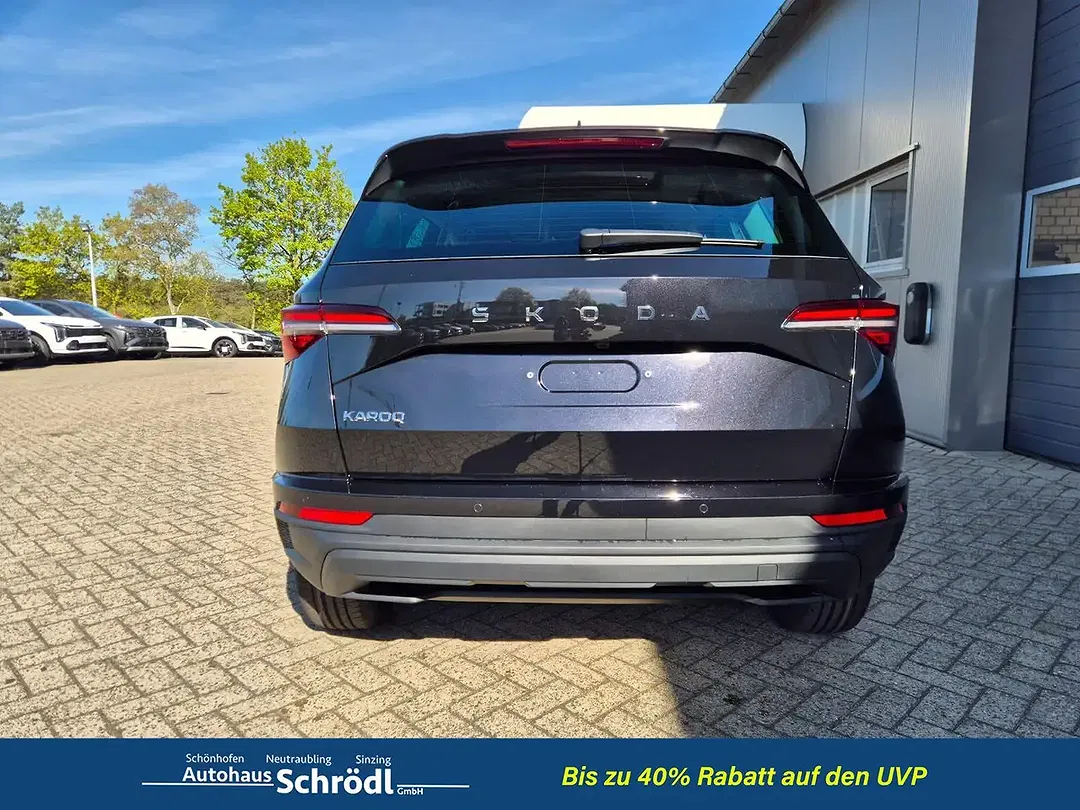 Skoda Karoq - Thumbnail 4