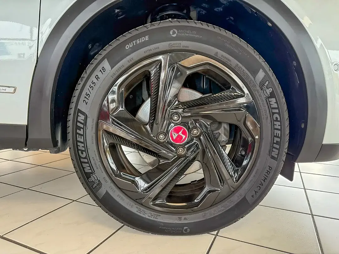 DS Automobiles DS 3 - Thumbnail 14