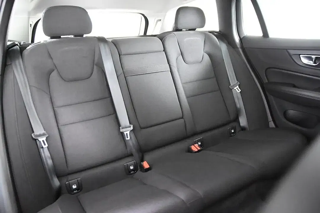 Volvo V60 - Thumbnail 10