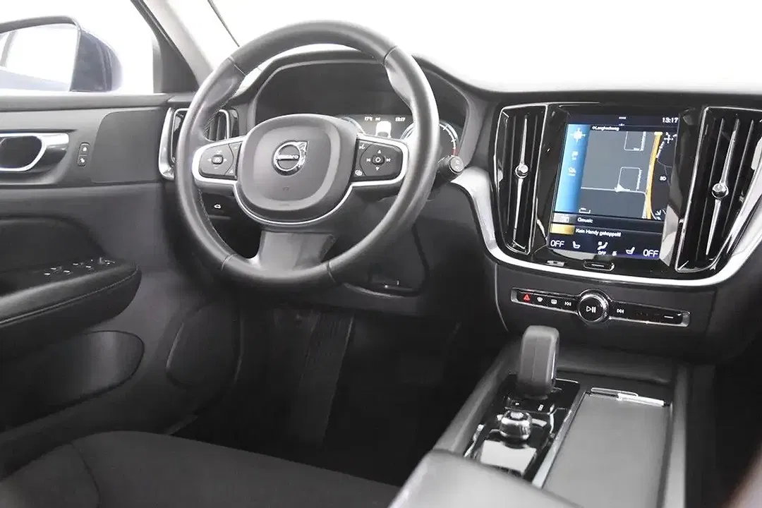 Volvo V60 - Thumbnail 11