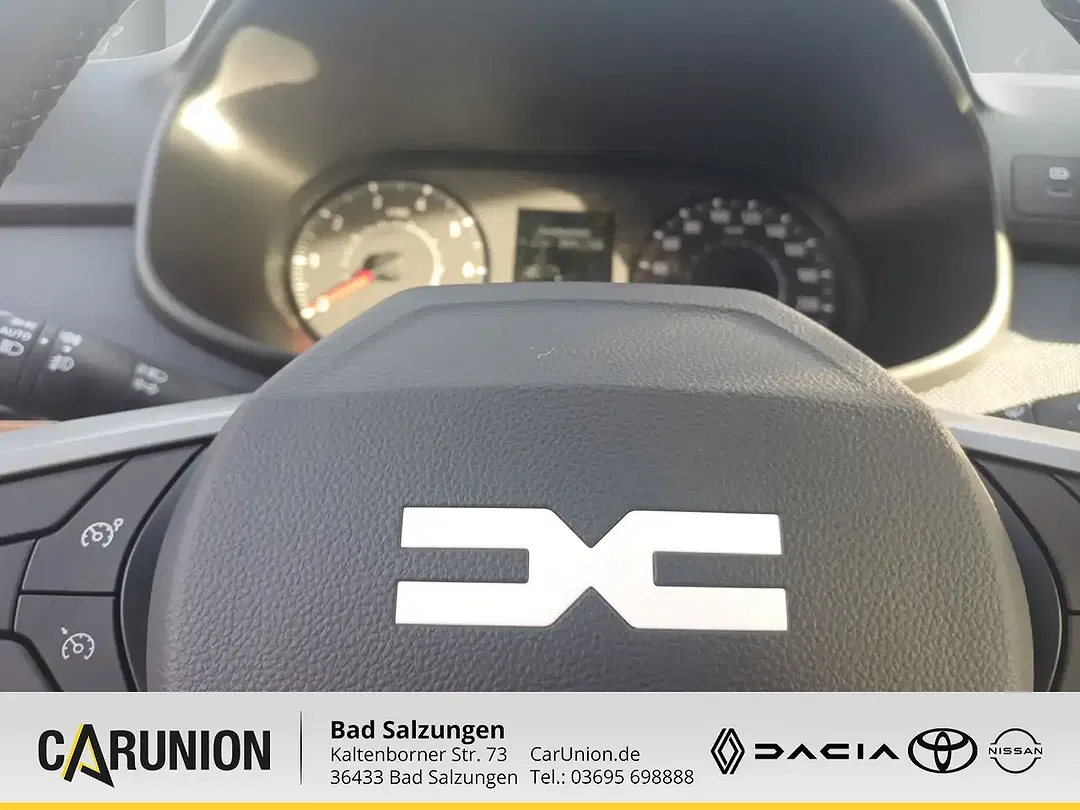 Dacia Sandero - Thumbnail 9