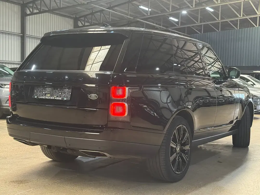 Land Rover Range Rover - Thumbnail 7