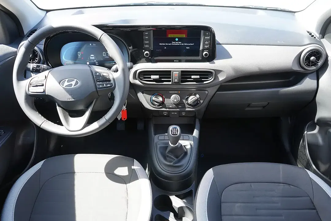 Hyundai i10 - Thumbnail 11