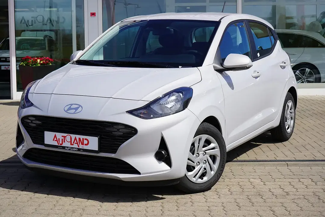 Hyundai i10 - Thumbnail 1