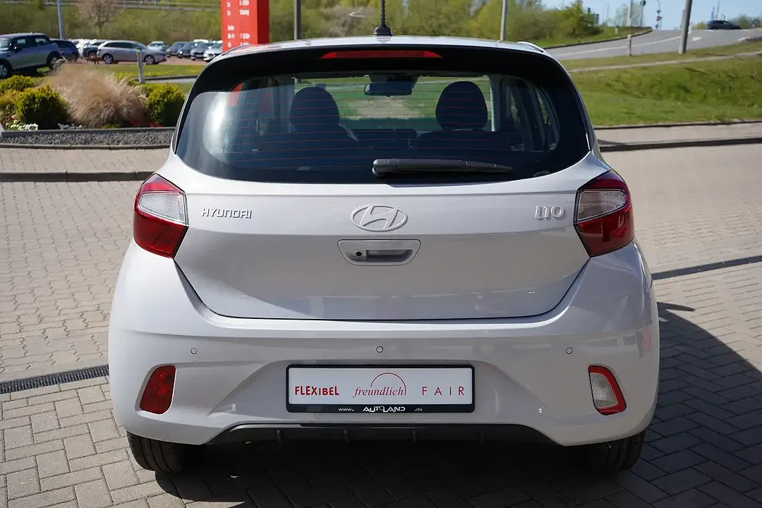 Hyundai i10 - Thumbnail 4