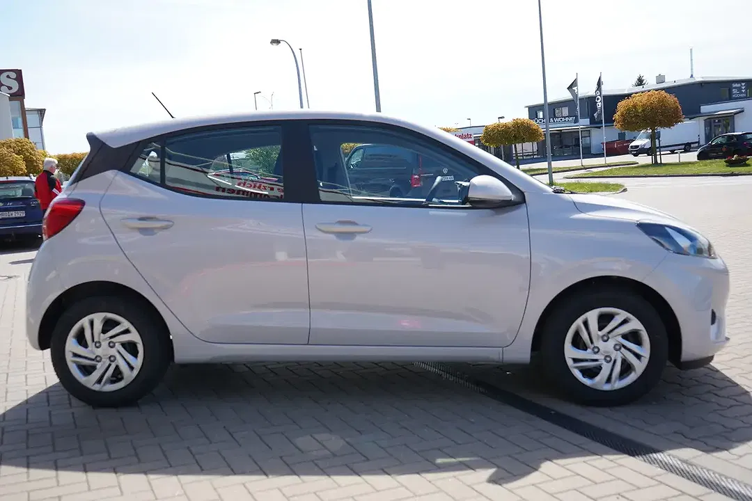 Hyundai i10 - Thumbnail 6