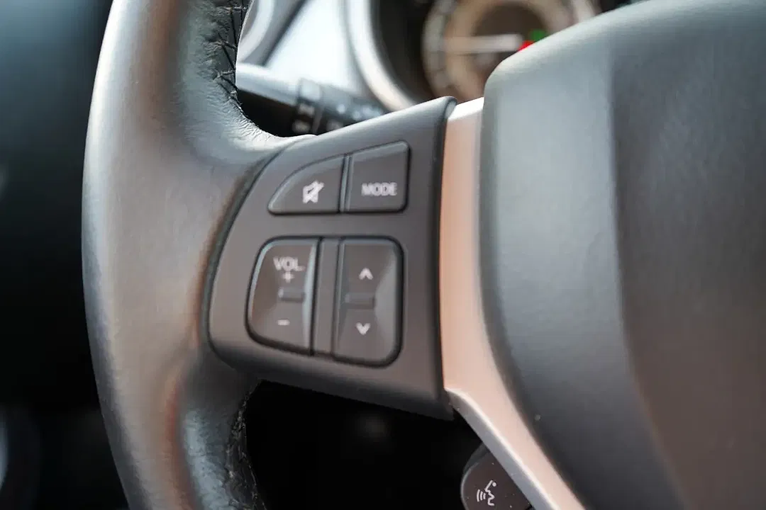Suzuki Vitara - Thumbnail 17