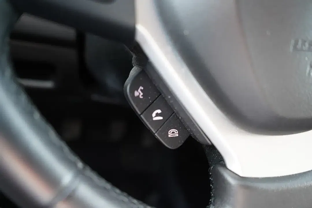 Suzuki Vitara - Thumbnail 18