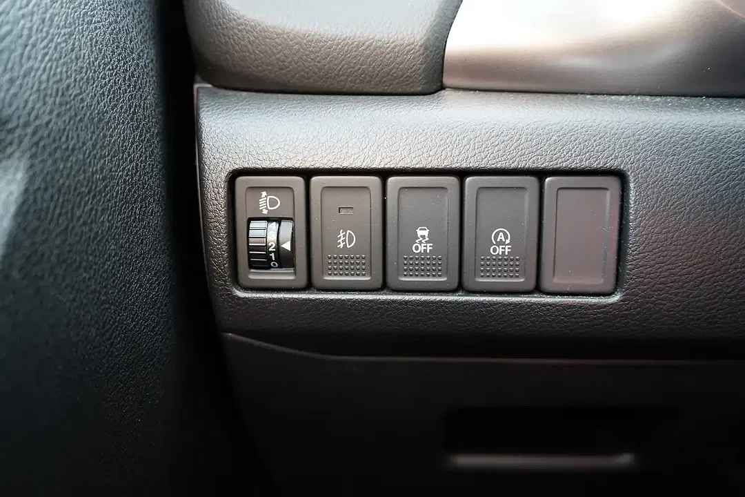 Suzuki Vitara - Thumbnail 23