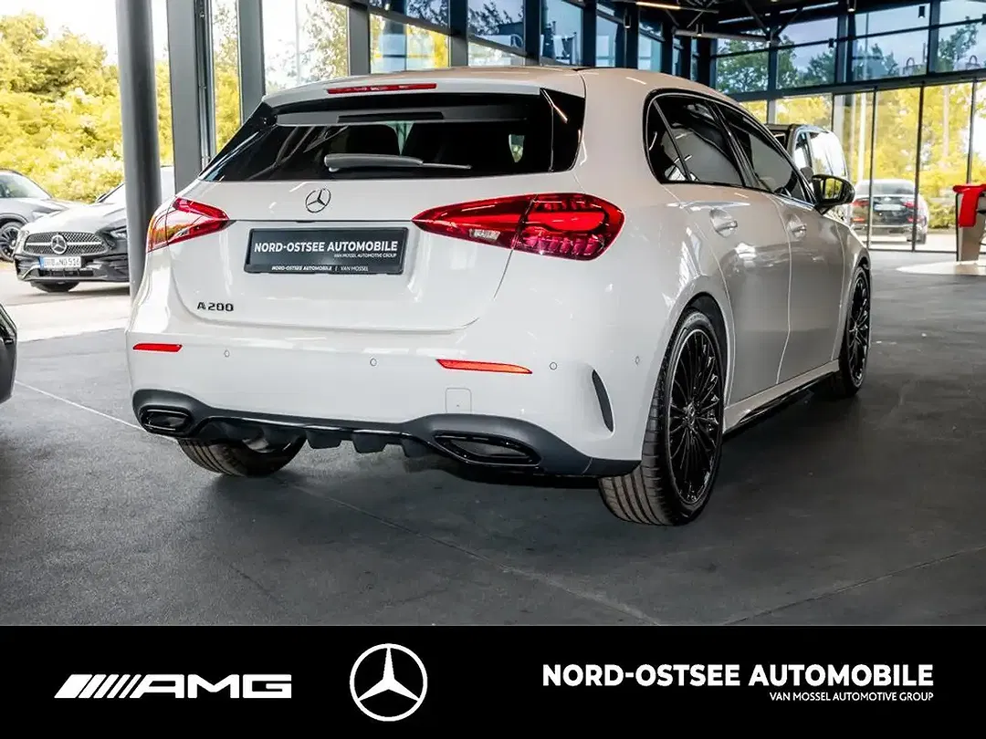 Mercedes-Benz A 200 - Thumbnail 4