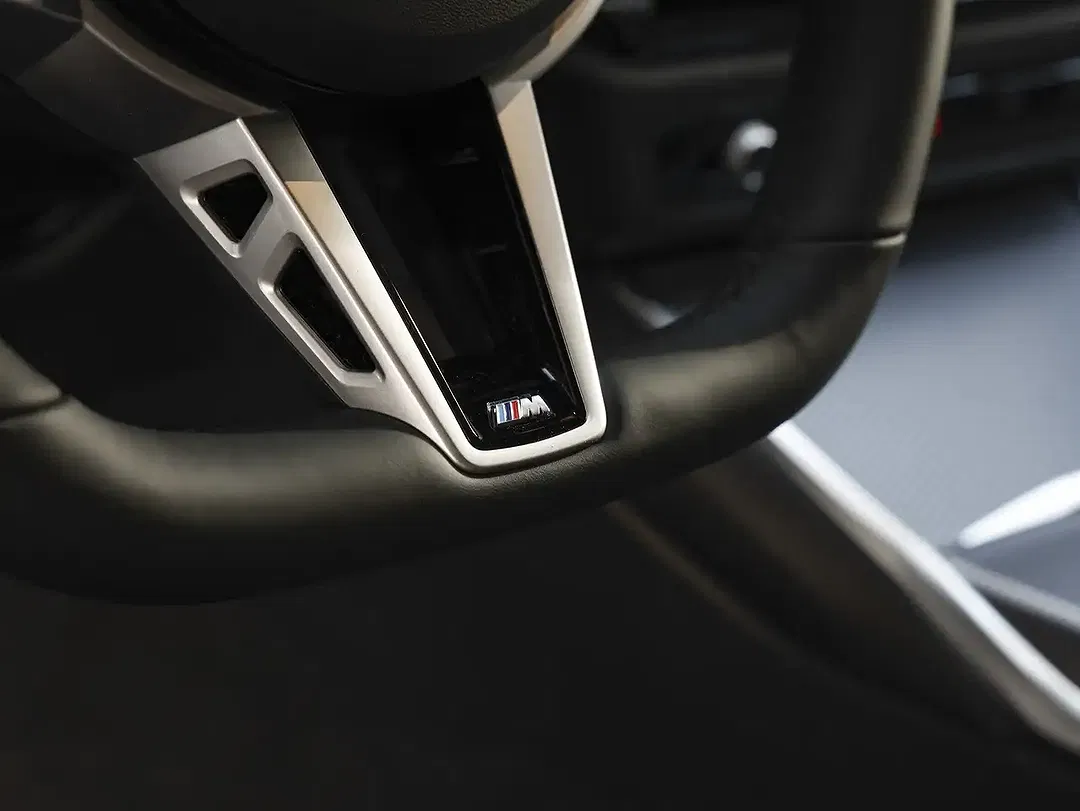 BMW 330 - Thumbnail 14