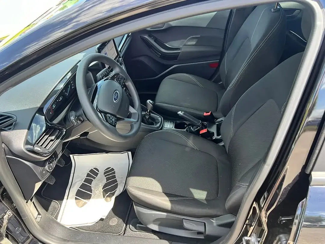 Ford Fiesta - Thumbnail 4