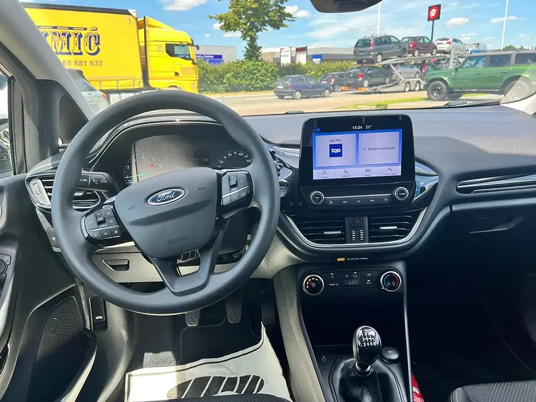 Ford Fiesta - Thumbnail 6