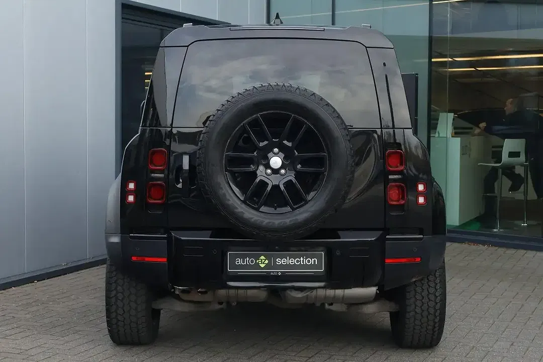 Land Rover Defender - Thumbnail 11