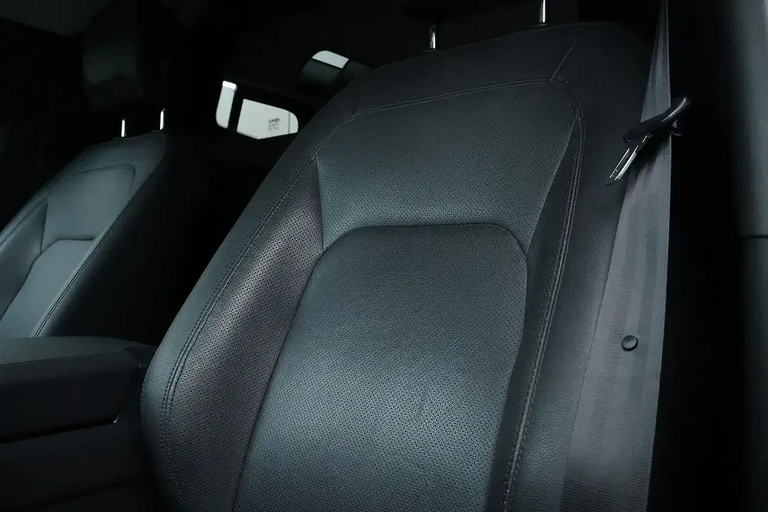 Land Rover Defender - Thumbnail 15