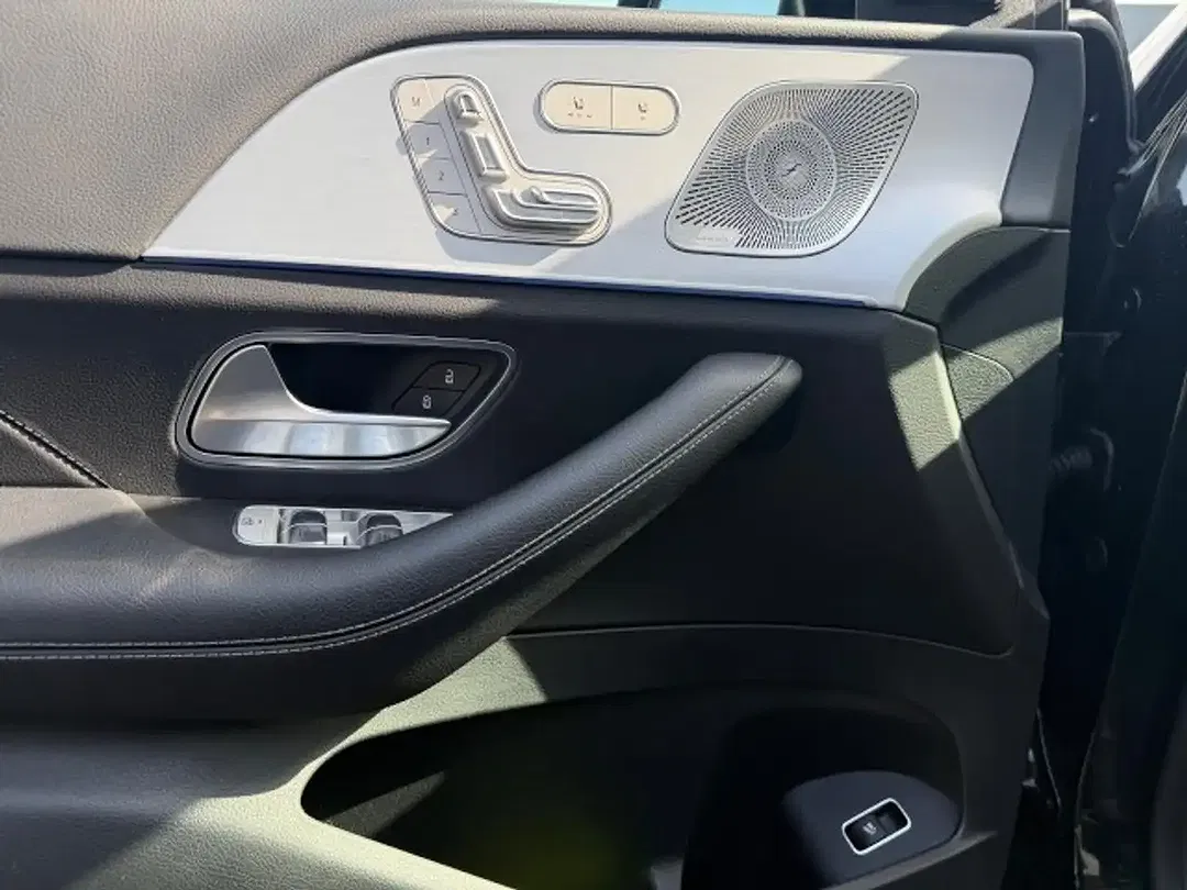Mercedes-Benz GLE 450 - Thumbnail 11
