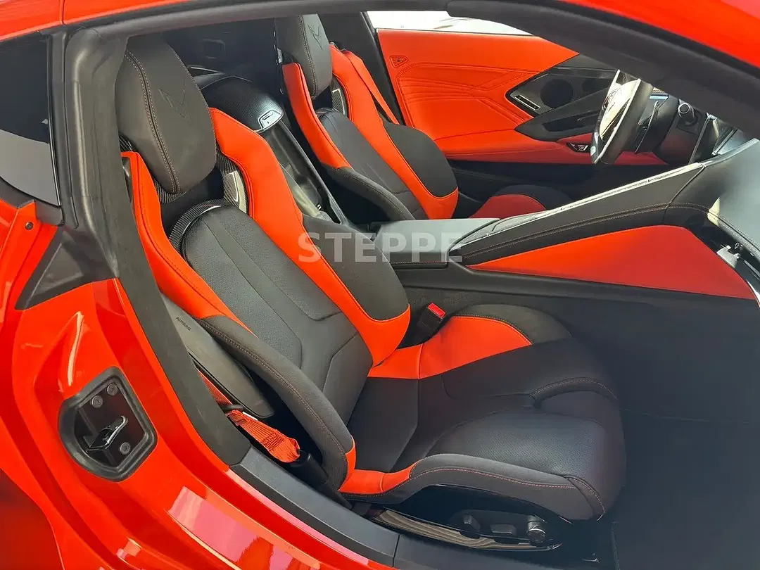 Corvette C8 - Thumbnail 10