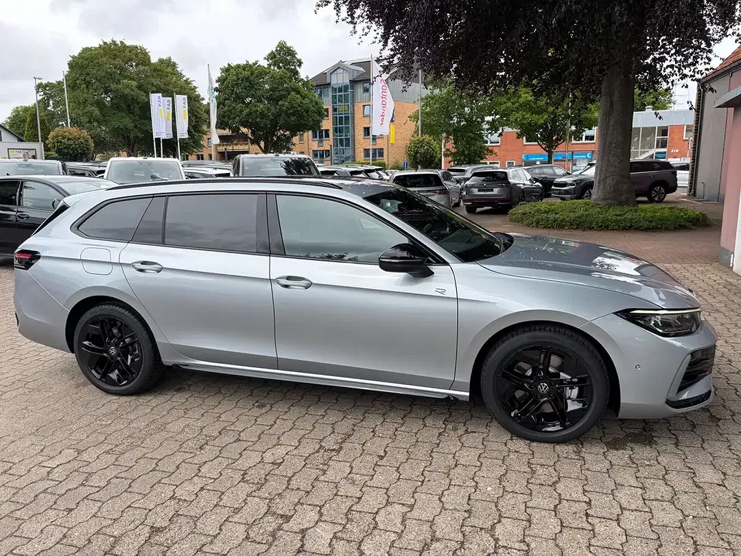 Volkswagen Passat Variant - Thumbnail 4