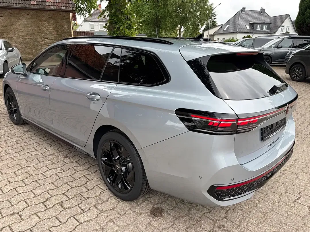 Volkswagen Passat Variant - Thumbnail 7