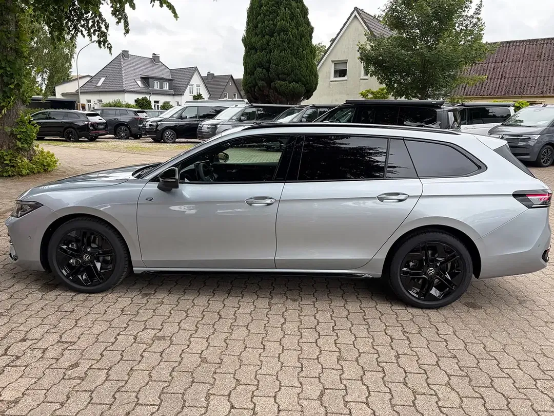 Volkswagen Passat Variant - Thumbnail 8