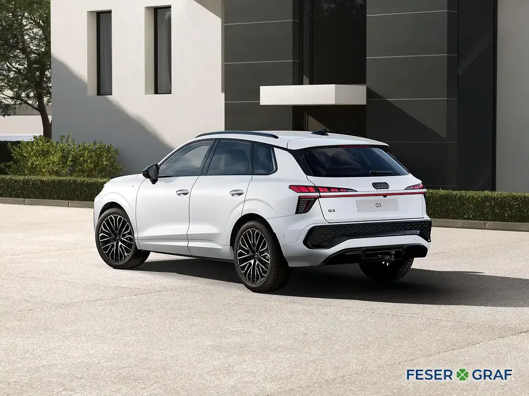 Audi Q3 - Thumbnail 5