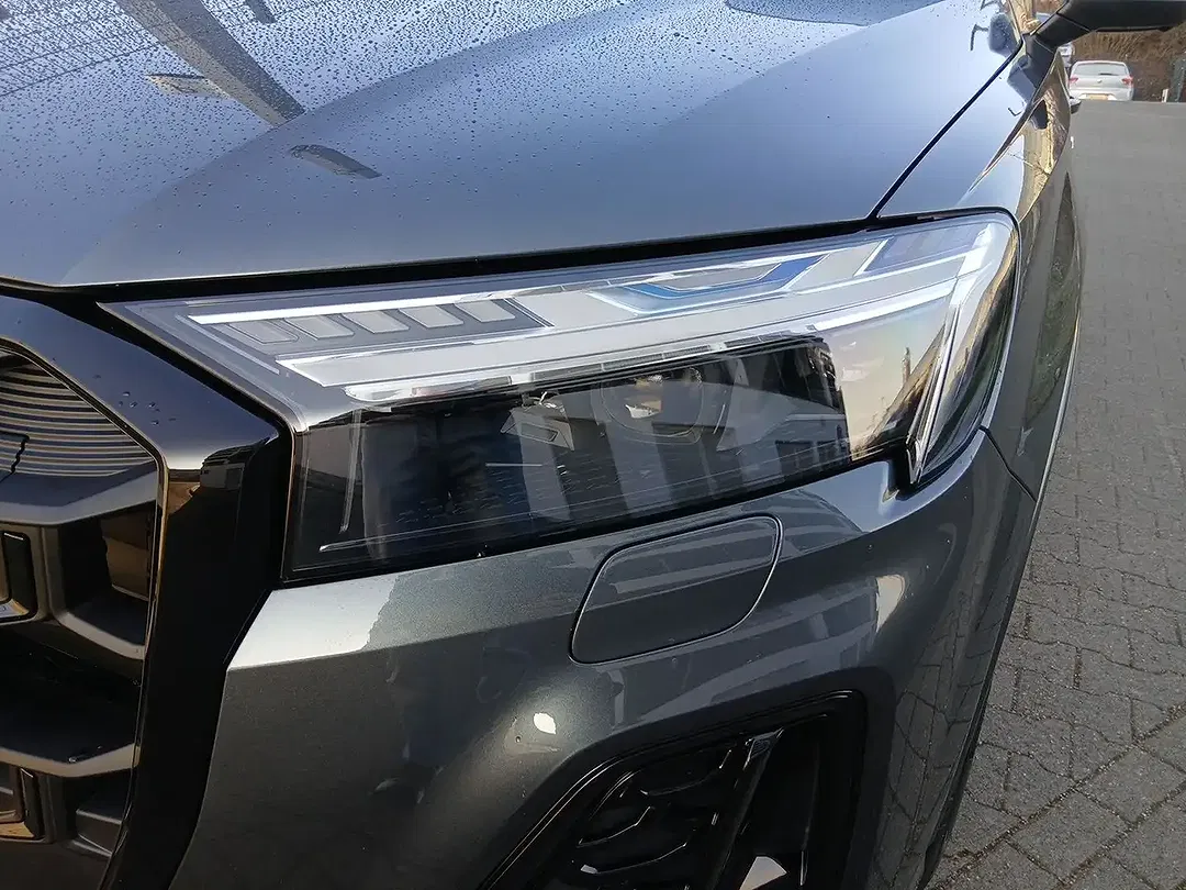 Audi Q7 - Thumbnail 8