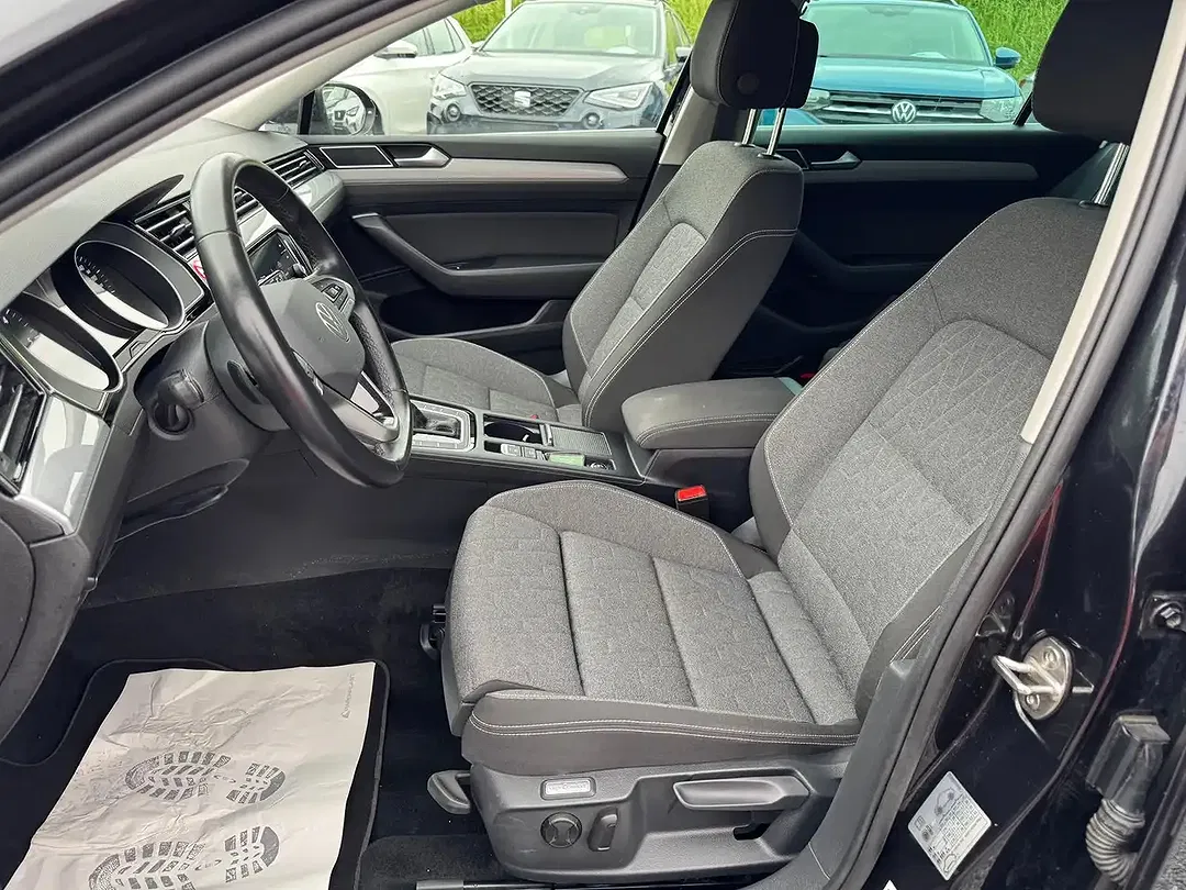 Volkswagen Passat Variant - Thumbnail 7