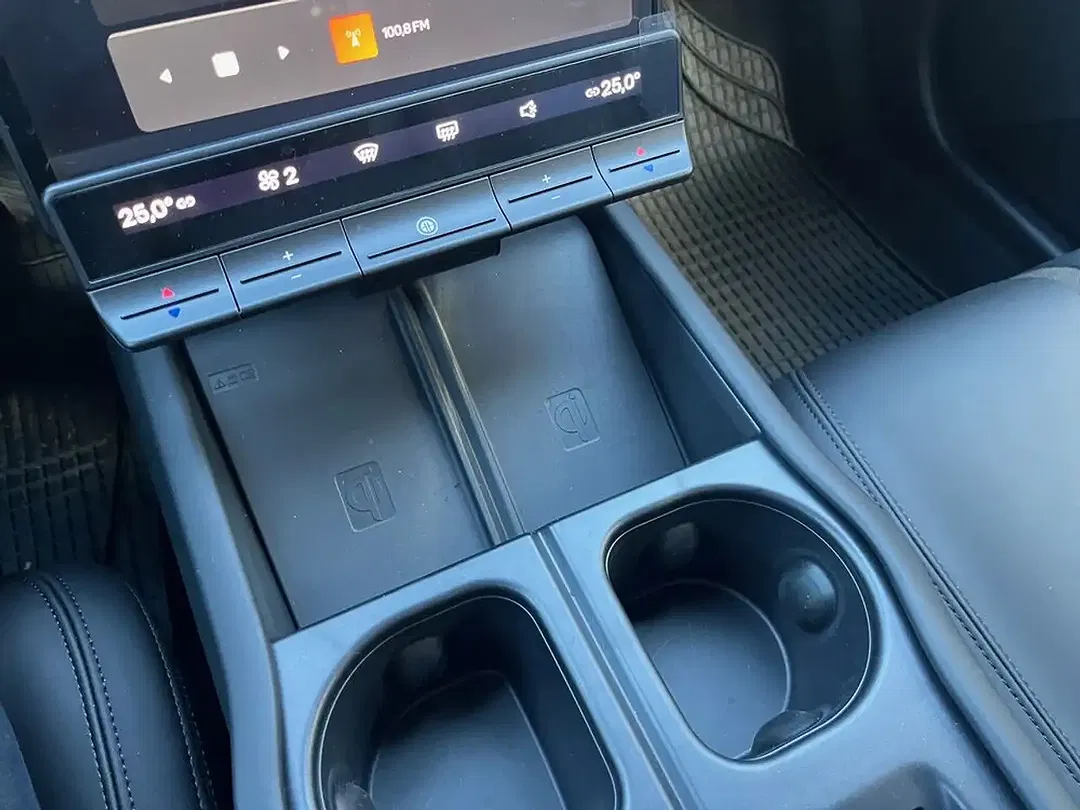 Fisker Ocean - Thumbnail 13