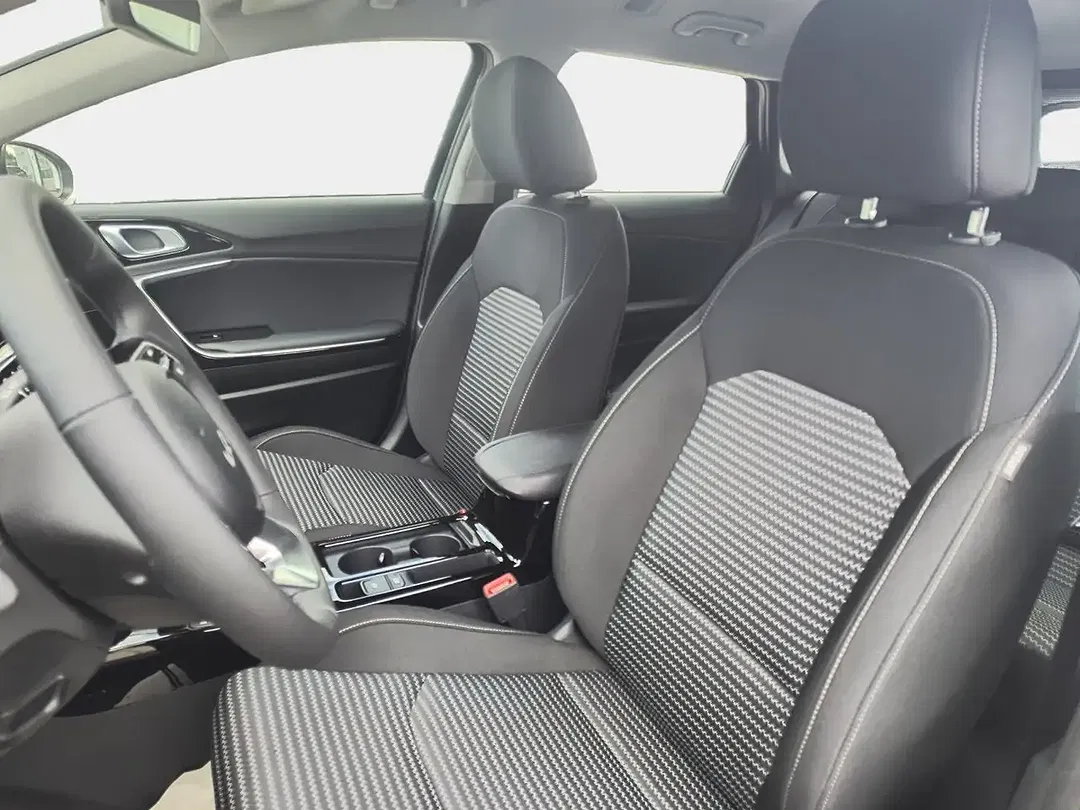 Kia Ceed SW / cee'd SW - Thumbnail 8