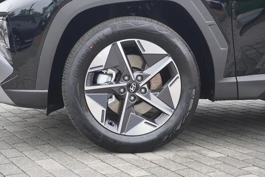 Hyundai TUCSON - Thumbnail 9