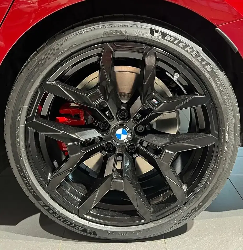 BMW 320 - Thumbnail 6