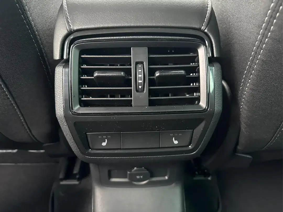 Skoda Karoq - Thumbnail 11
