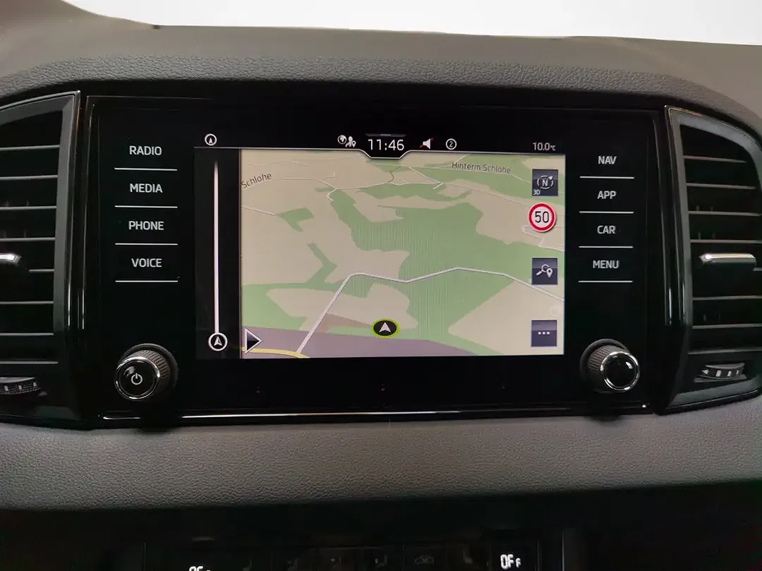 Skoda Karoq - Thumbnail 10