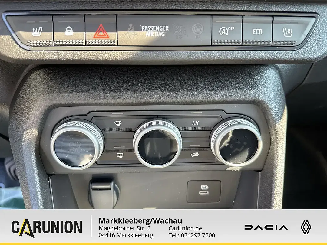 Dacia Sandero - Thumbnail 11