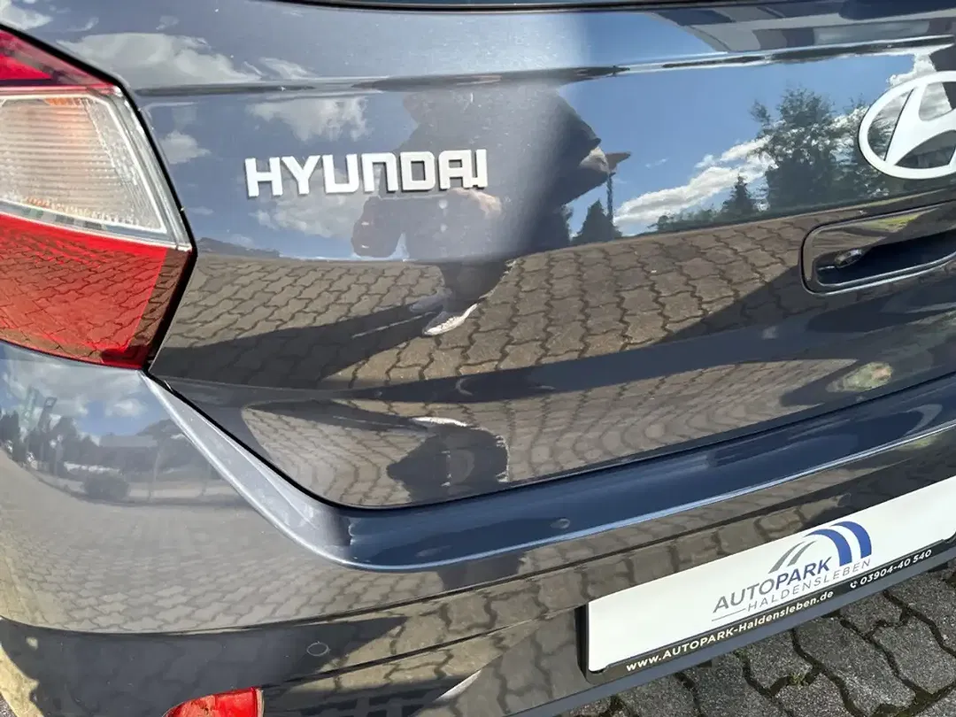 Hyundai i10 - Thumbnail 7