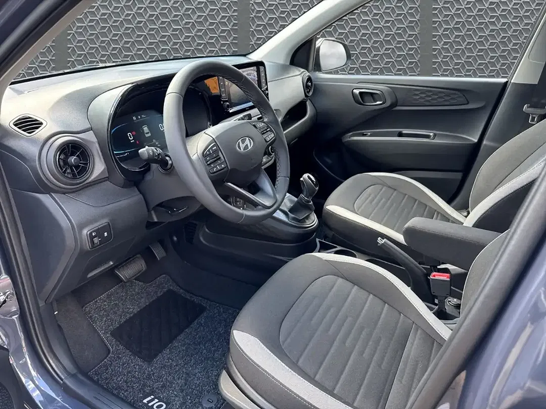Hyundai i10 - Thumbnail 9