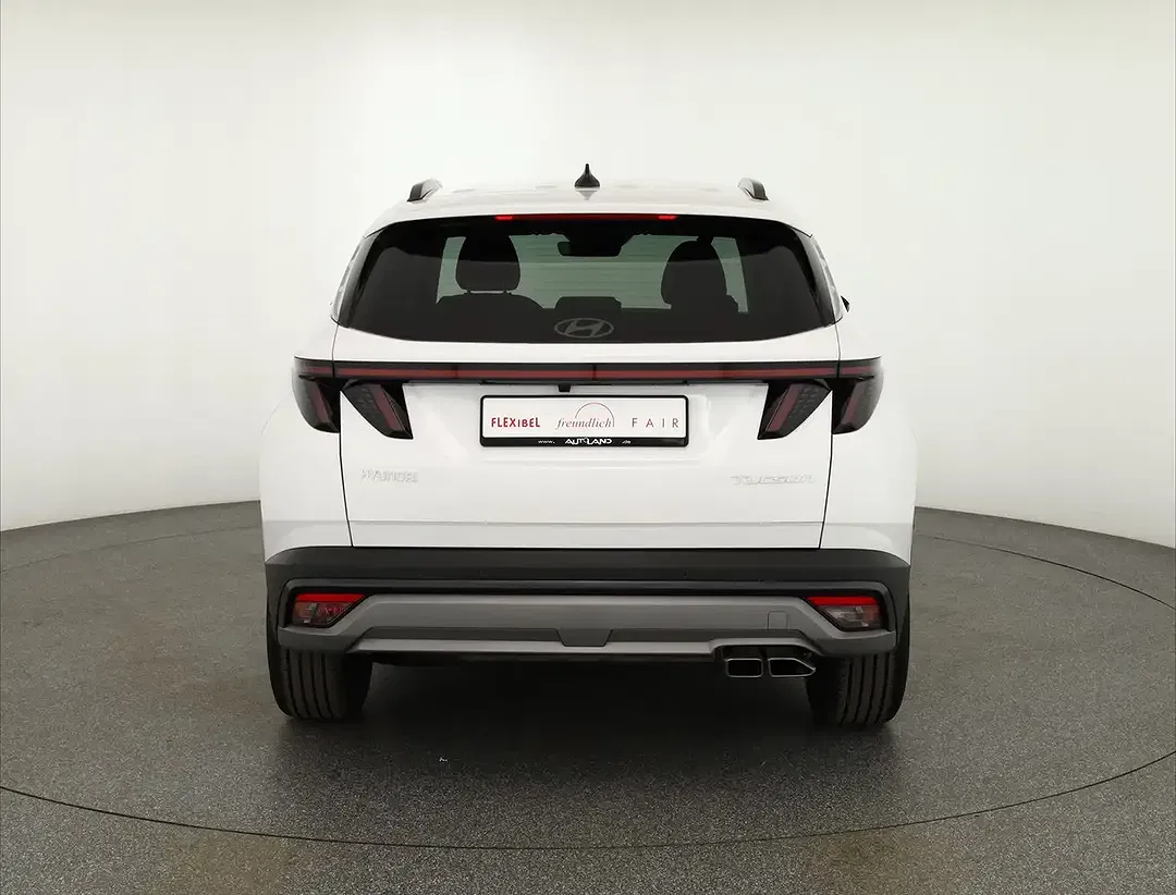 Hyundai TUCSON - Thumbnail 3