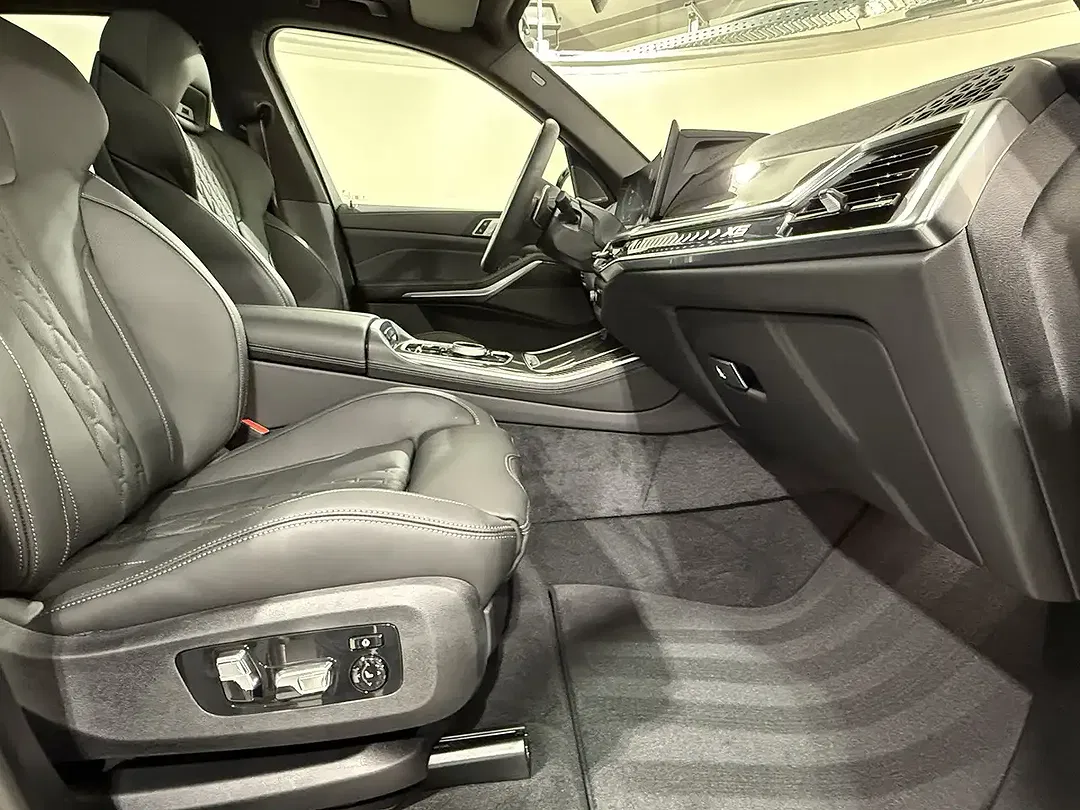 BMW X5 - Thumbnail 11
