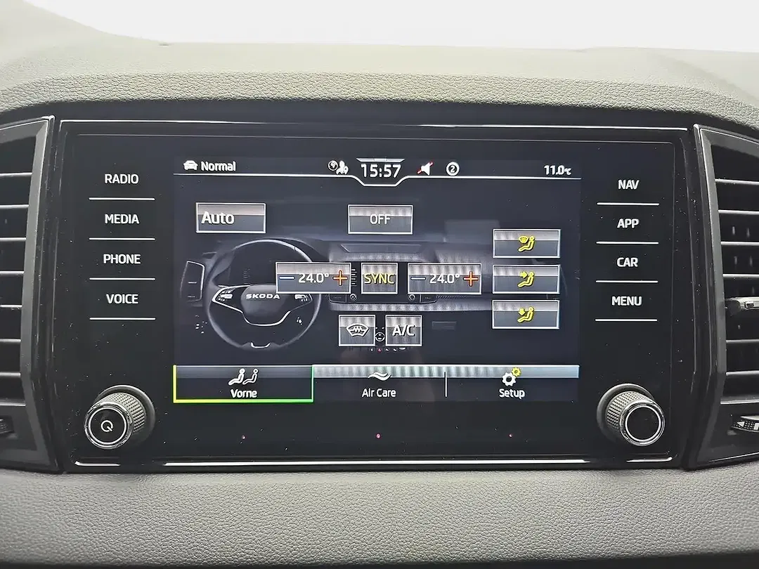 Skoda Karoq - Thumbnail 11