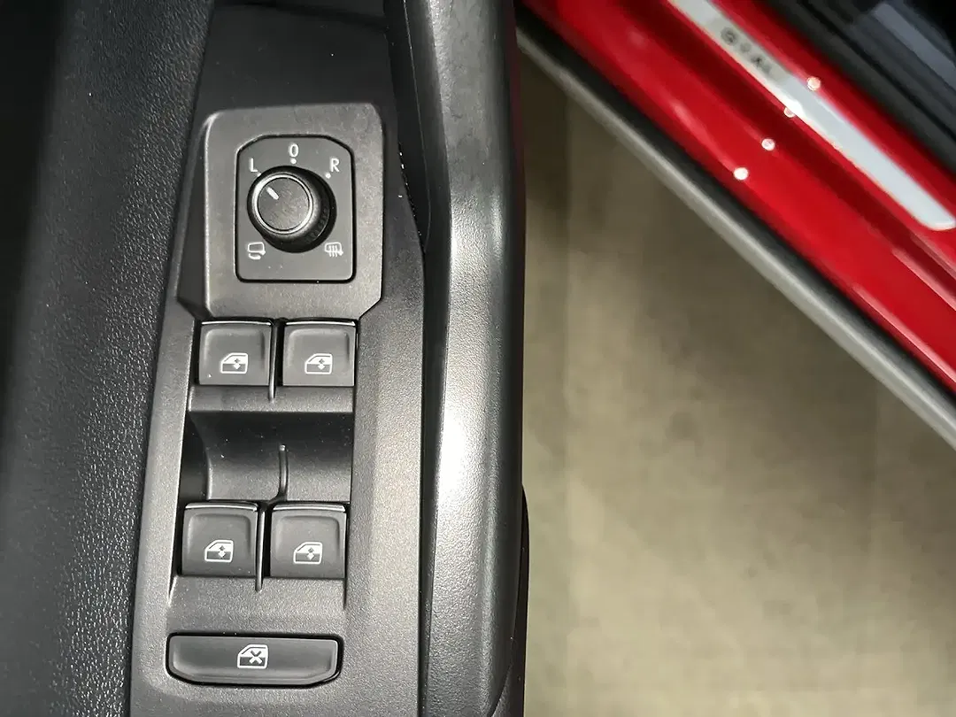 Volkswagen Taigo - Thumbnail 10