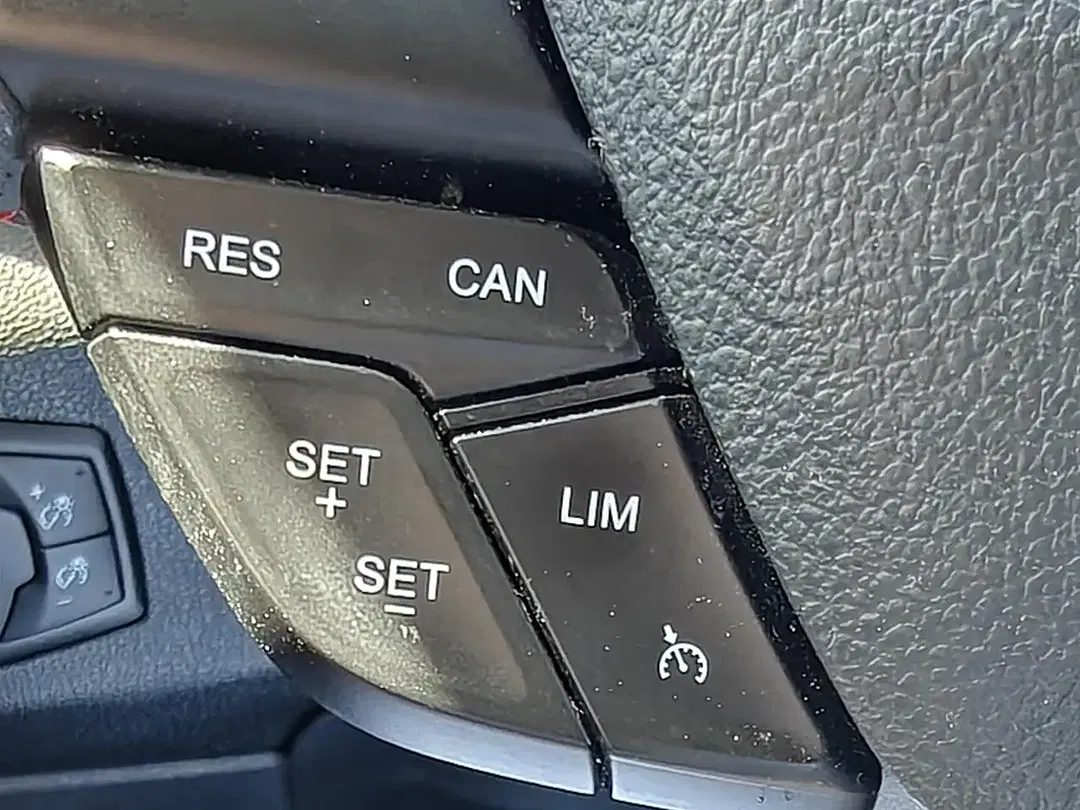 Ford EcoSport - Thumbnail 14