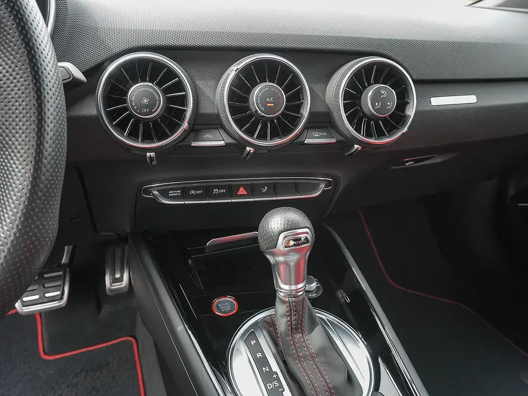 Audi TTS - Thumbnail 10